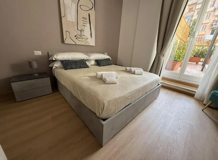 Colosseo Licia Apartment Rome 0*,